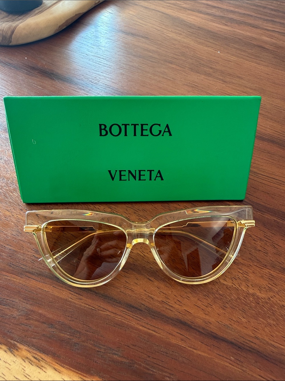 Bottega Veneta Transparent Yellow Cat-Eye Sunglasses with Brown Lenses